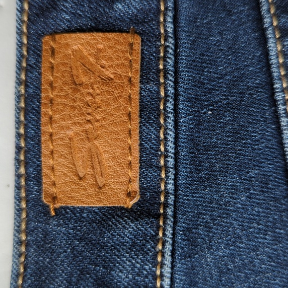 Seven 7 Weekend Short Frayed Hem Jean Shorts 6 Blue - Picture 6 of 16